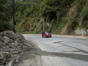 Ministerio de Infraestructura firma contrato para rehabilitación de la vía Cuenca-Molleturo-El Empalme