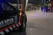 Susto de madrugada por una pareja que se agarró a las piñas en la calle San Martín