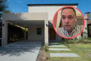 Acorralan a Manuel Adorni por una casa de lujo no declarada en un country premium