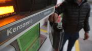 Golpe desde Medio Oriente: Enap informa otra fuerte alza de la parafina y acumula más de $200 en dos semanas