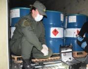 Decomisan más de 35 toneladas de precursor químico con documentación falsa en Aguas Blancas