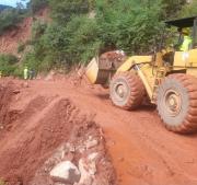 Nuevos derrumbes se desataron en puntos críticos del camino Tarija-Villa Montes