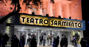 Temporadón en el Teatro Sarmiento: Carlos Baute, Diego Peretti, Gabriel Rolón, Virus, Piquín y mucho más
