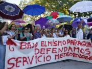 Incertidumbre en el servicio meteorológico: realizan un paraguazo en rechazo a posibles recortes