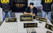Amenazó a su vecina, lo allanaron y secuestraron más de 100 dosis de cocaína, un revolver y municiones