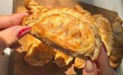 Ideales para las reuniones familiares: cómo hacer empanadas de carne a cuchillo paso a paso