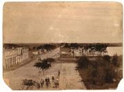 Recuerdos fotográficos: la “calle ancha” de los “yuteros”