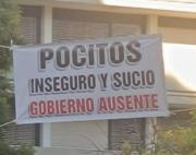 “Inseguro y sucio”: un nuevo pasacalle apareció con reclamos en Pocitos