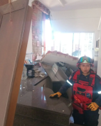 Fuga de gas causó explosión en un conjunto residencial en Caracas: reportan un herido y más de 40 desalojados