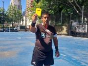 Quién es el árbitro de Villa Urquiza que se viralizó cuando dirigía el tránsito y cuál es su gran sueño