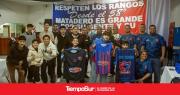 El Torito presentó la camiseta con la que sueña volver