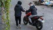 Pidió probar una moto, no volvió y luego la vendía en redes: allanamientos y dos detenidos