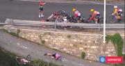 Ciclista cayó al vacío tras accidente en carrera Milán-San Remo: fue internada y está consciente
