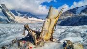 Glaciares derretidos de Alaska exponen restos de accidente aéreo ocurrido en 1952