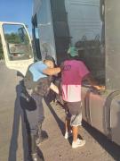 Un camionero fue detenido porque conducía ebrio y chocó contra otro camión