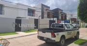 Hallan a policías enmanillados en una casa vinculada a Marset; atacantes se dieron a la fuga llevándose las armas oficiales