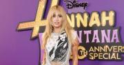 Miley Cyrus revive su icónico personaje en el especial por los 20 años de la serie Hannah Montana