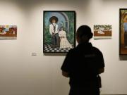 Eugenia Marcos denuncia la venta de niñas en México con la exposición “Mis niñas vendidas”