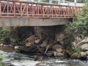 Puente de Ochoa León se cierra por riesgo estructural