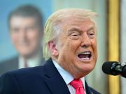 Donald Trump sigue hablando de negociaciones: ahora dice que Irán le entregó a Estados Unidos un gran regalo relacionado con el petróleo y el gas