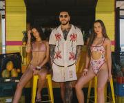 Ryan Castro se lanza al mundo de la moda con la colección 'Awaa' de Agua Bendita