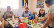 Adultos mayores de Tongoy fortalecen su salud y creatividad con taller gratuito