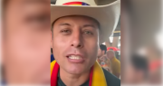 Hincha increpa al vicepresidente Edmand Lara por su presencia en México