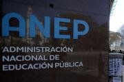ANEP firmó un acuerdo para que las becas Butiá se debiten de cuentas BROU: los detalles