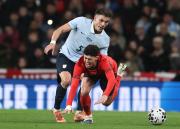 Manuel Ugarte recibió dos amarillas y no fue expulsado ante Inglaterra: ¿qué sucedió?