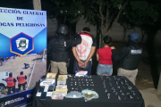 Desarticulan un punto de venta de drogas en la Capital: dos detenidos y secuestro de estupefacientes