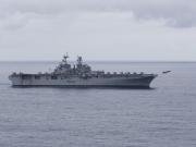 Cómo es el buque anfibio de Estados Unidos con 3.500 marines listos para desembarcar en Medio Oriente