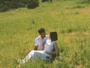 Taylor Lautner, el actor de Crepúsculo, anunció junto a su esposa que serán padres por primera vez