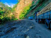 ABC continúa trabajos en ruta La Angostura-Samaipata; pide circular con precaución