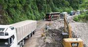 Bloqueo por deslizamientos en la carretera nueva: El Alto suspende viajes al oriente por lluvias