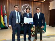 Decreto 5597 autoriza reajuste de precios en obras públicas y es entregado al sector de la construcción