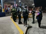 Retienen a niños que viajaban solos a Santa Cruz