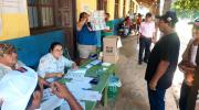 Entre celebraciones de Domingo de Resurrección, arranca la repetición de la votación en Santa Cruz