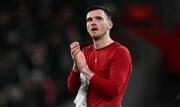 Robertson sigue los pasos de Salah y dejará el Liverpool a final de temporada