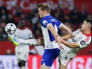 Sevilla derrota al Atlético y toma aire en la lucha por el descenso