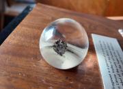 La UMSA alberga un pedazo de la Luna y revive el aporte boliviano a la era Apolo