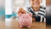 Enseñar el valor del dinero desde la infancia fortalece hábitos para toda la vida