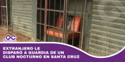 Extranjero le disparó a guardia de un club nocturno en Santa Cruz