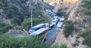 Transportistas declaran cuarto intermedio en bloqueo en la ruta Cochabamba-Oruro hasta la medianoche