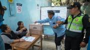 Más de 5.200 actas impugnadas definirán al rival de Fujimori en elecciones de Perú