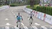 Los robots ganan a los humanos en la media maratón de Pekín
