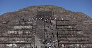 Una mujer canadiense muere y varios turistas resultan heridos en un tiroteo en la Pirámide de la Luna de Teotihuacán