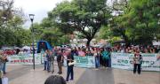 Trabajadores de salud llevan su protesta a la Quinta Municipal