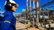 YPFB compra un millón de barriles de crudo para duplicar la producción en refinerías bolivianas