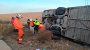 Tránsito confirma nueve fallecidos, incluido un bebé, tras vuelco de bus en la ruta OruroPisiga