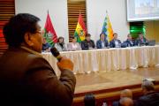 Cumbre del sector de transporte y Gobierno será el 8 de mayo en La Paz